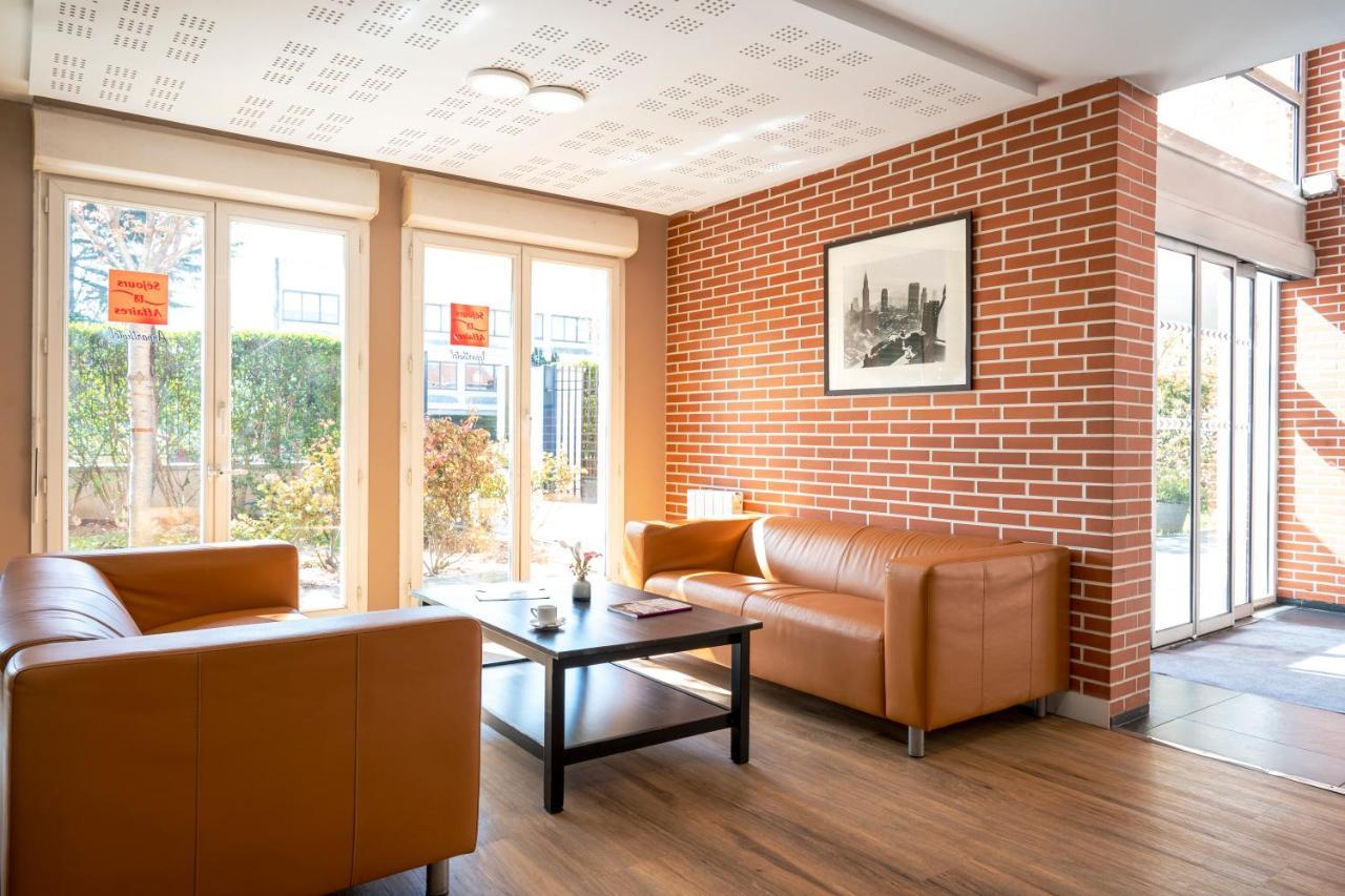 Séjours&Affaires Créteil Le Magistere Esterno foto